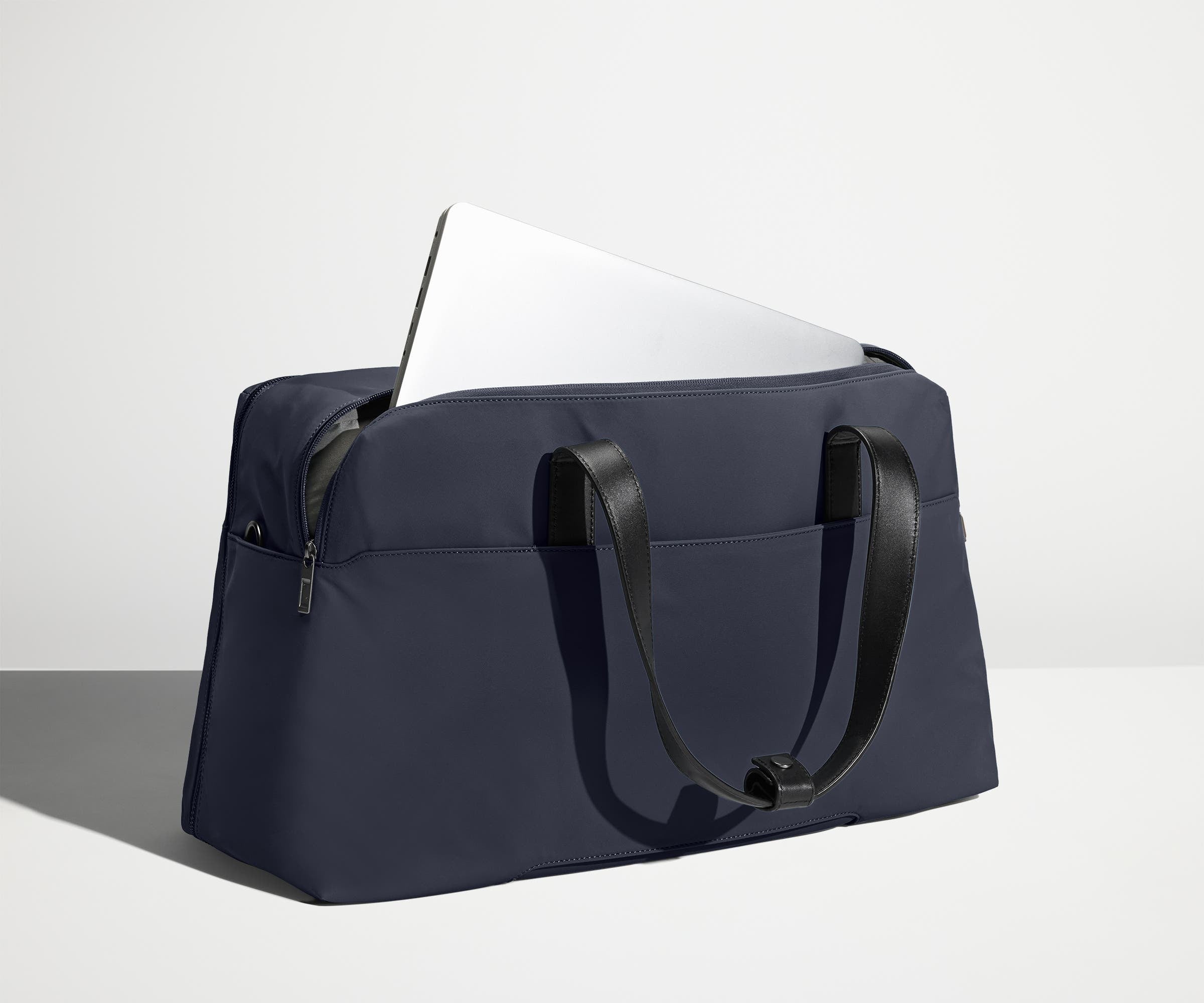 Exterior padded laptop pocket that fits up to 16" devices