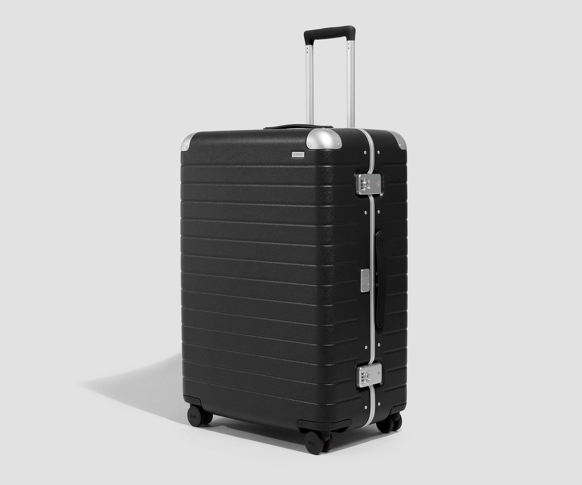 The Aluminum Edge Large in Jet Black