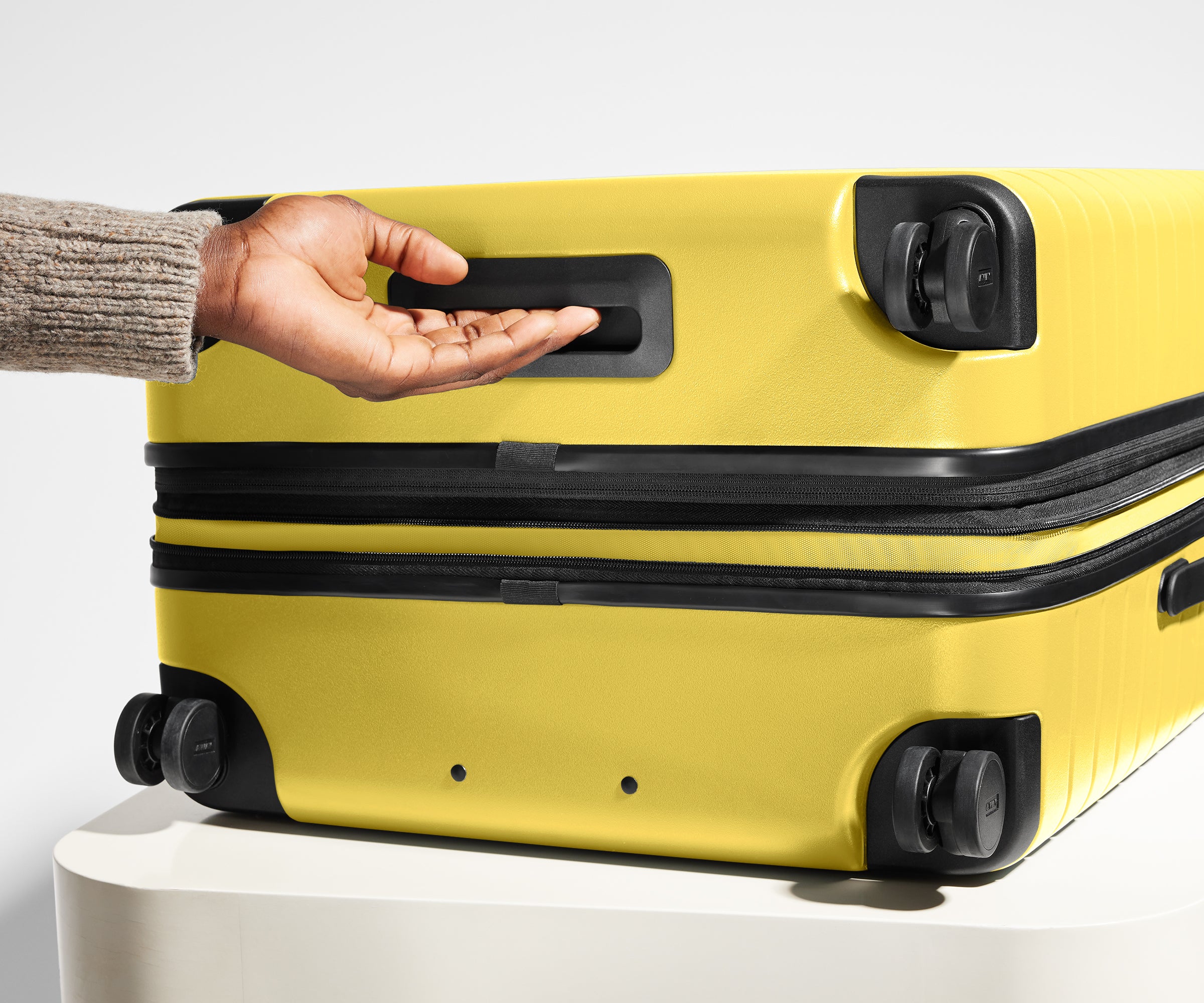 The Large Flex in Sunshine Yellow