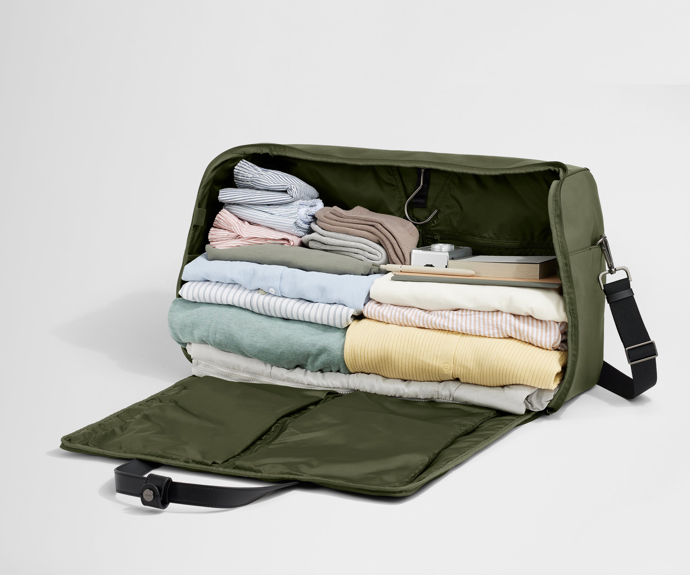 Garment Duffle in Olive Green