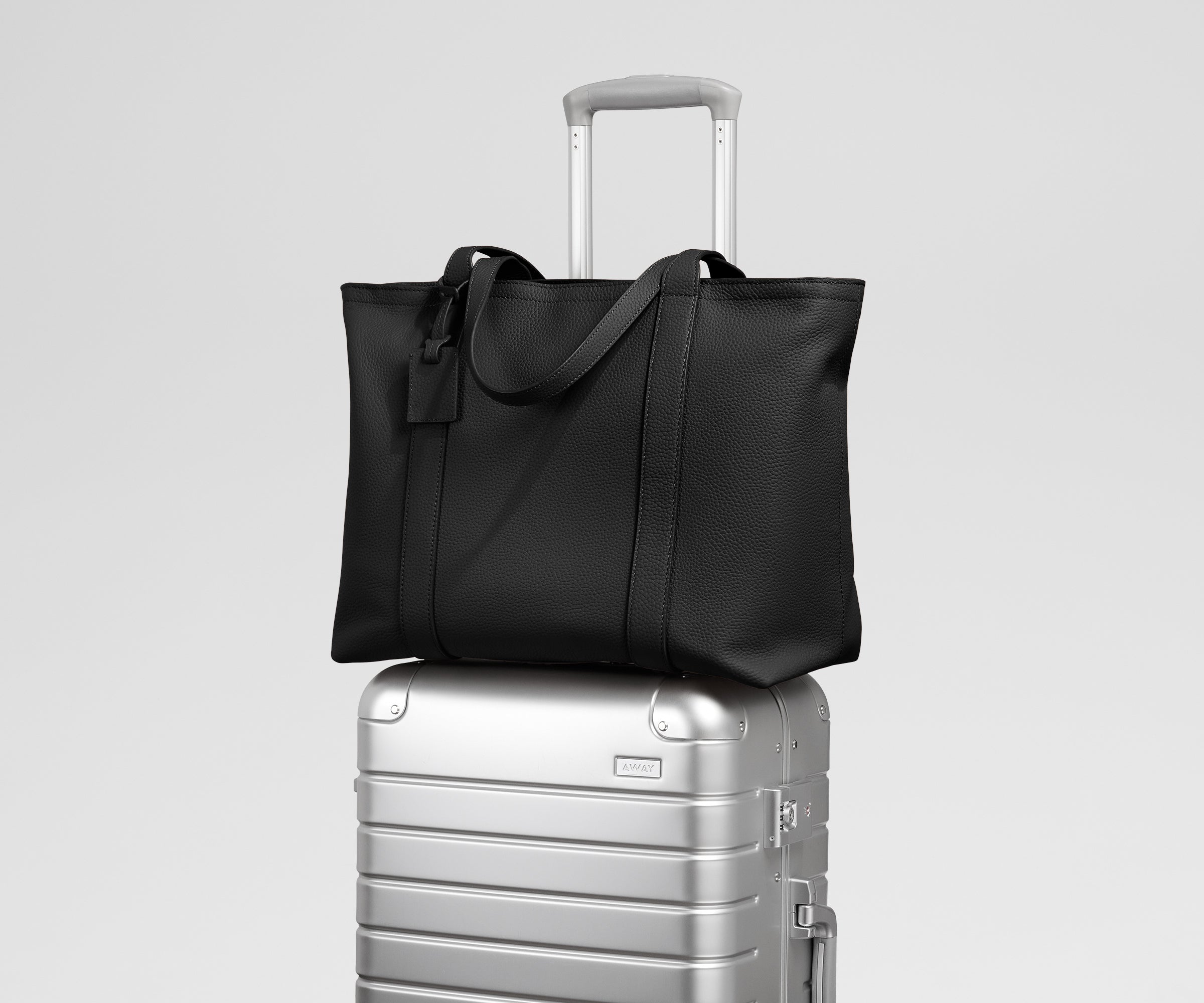 Leather Tote in Jet Black