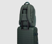 Active Backpack 26L secured to the Active Rolling Duffle 85L by its trolley sleeve