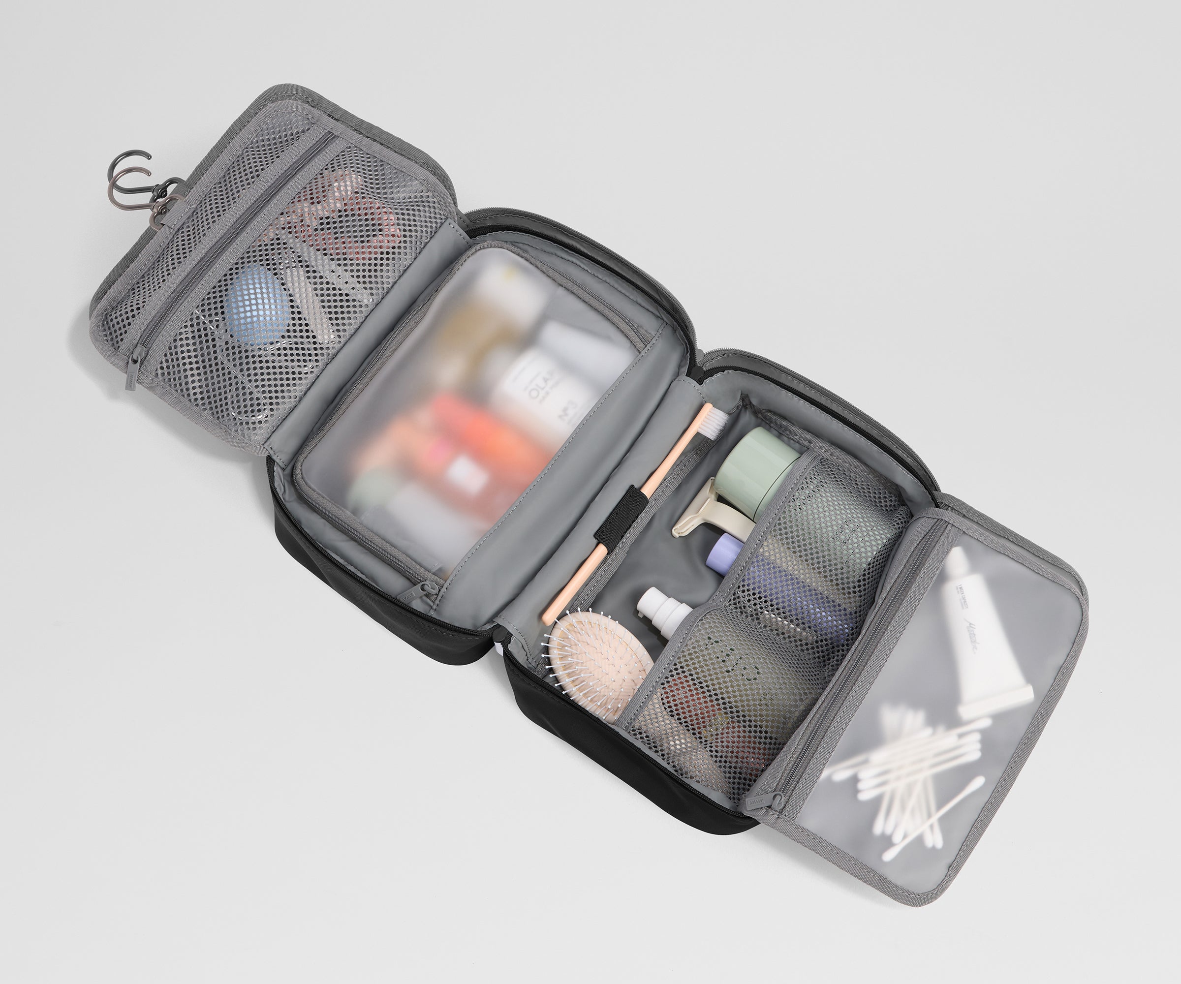 Hanging Toiletry Bag in Jet Black