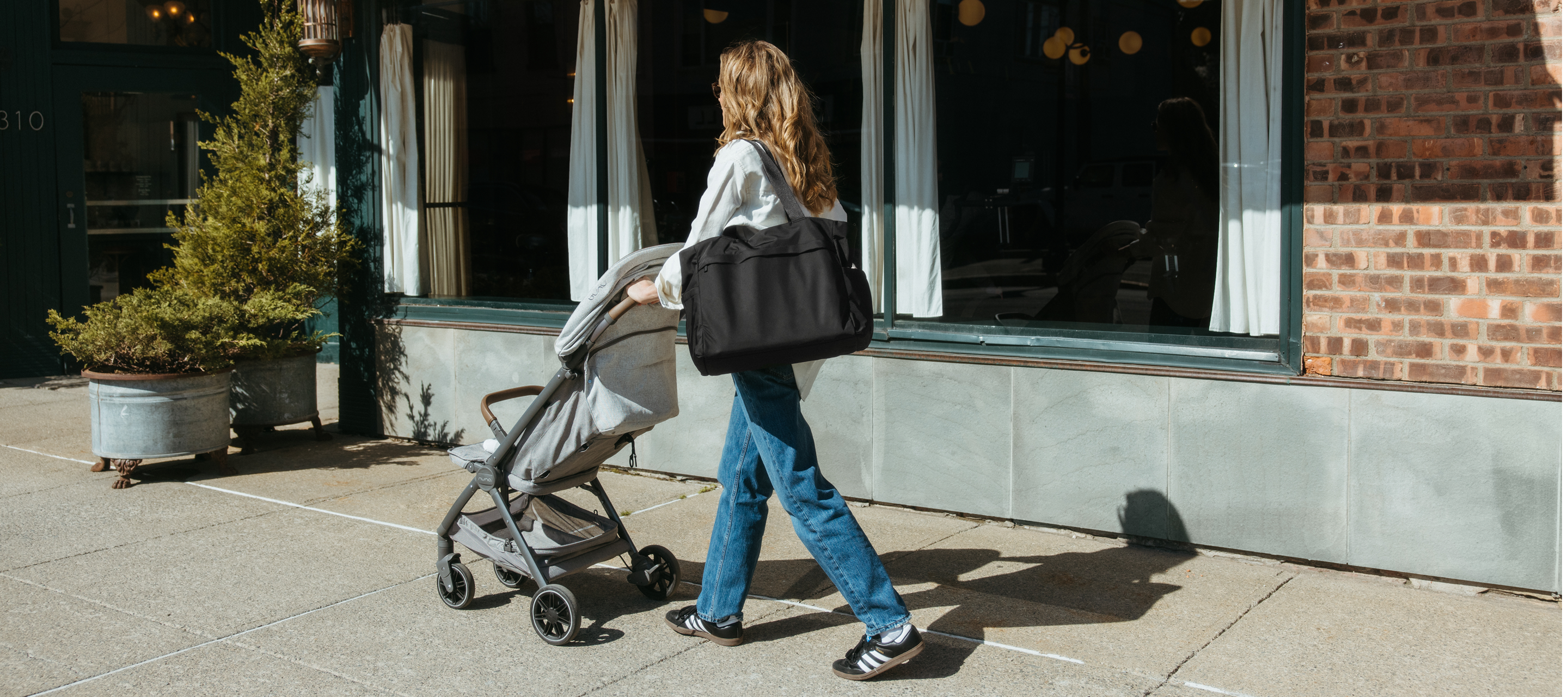 Diaper Bag Buying Guide: How to Choose a Diaper Bag