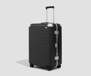 The Aluminum Edge Medium in Jet Black