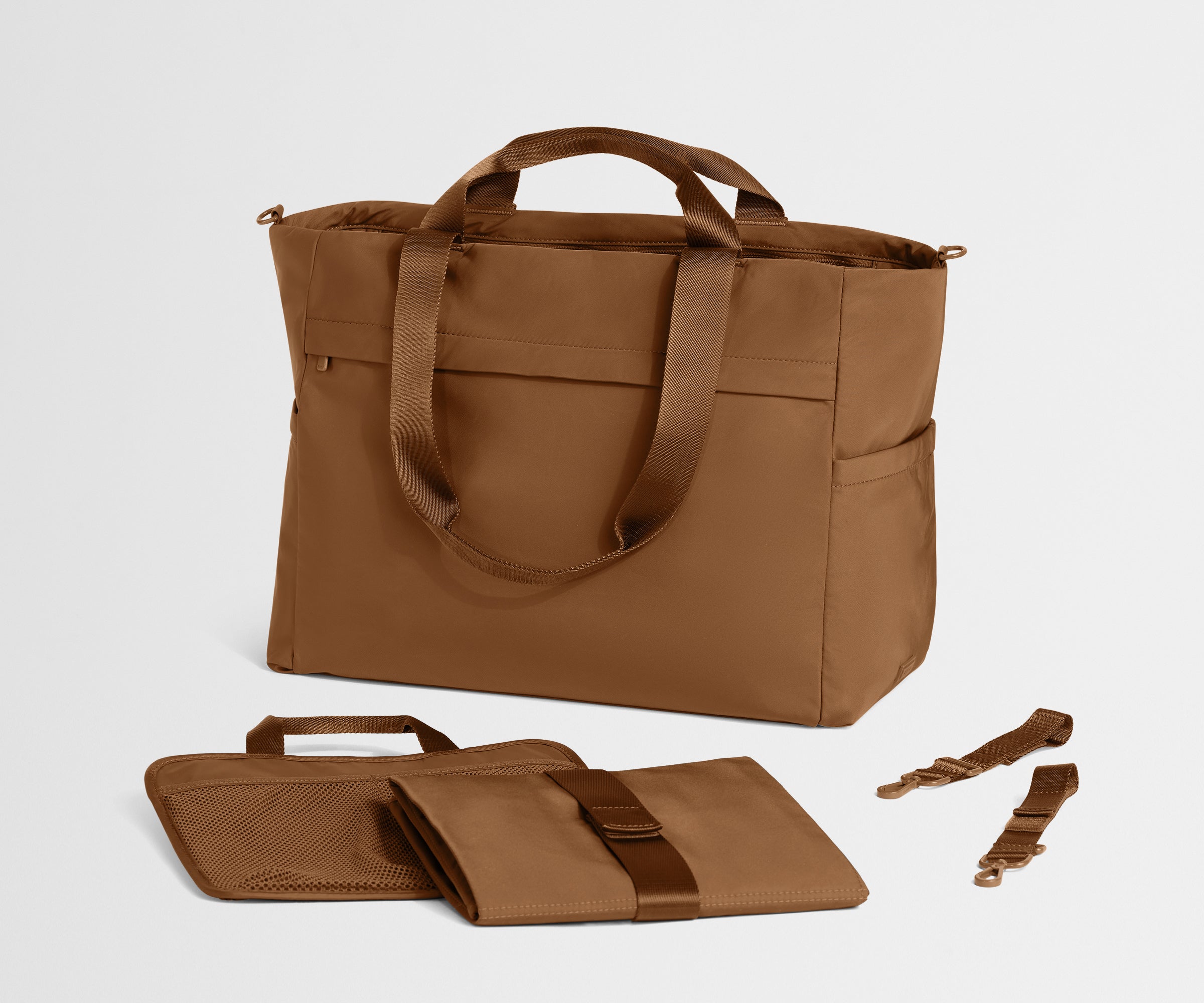 Featherlight Diaper Tote in Amaro Brown