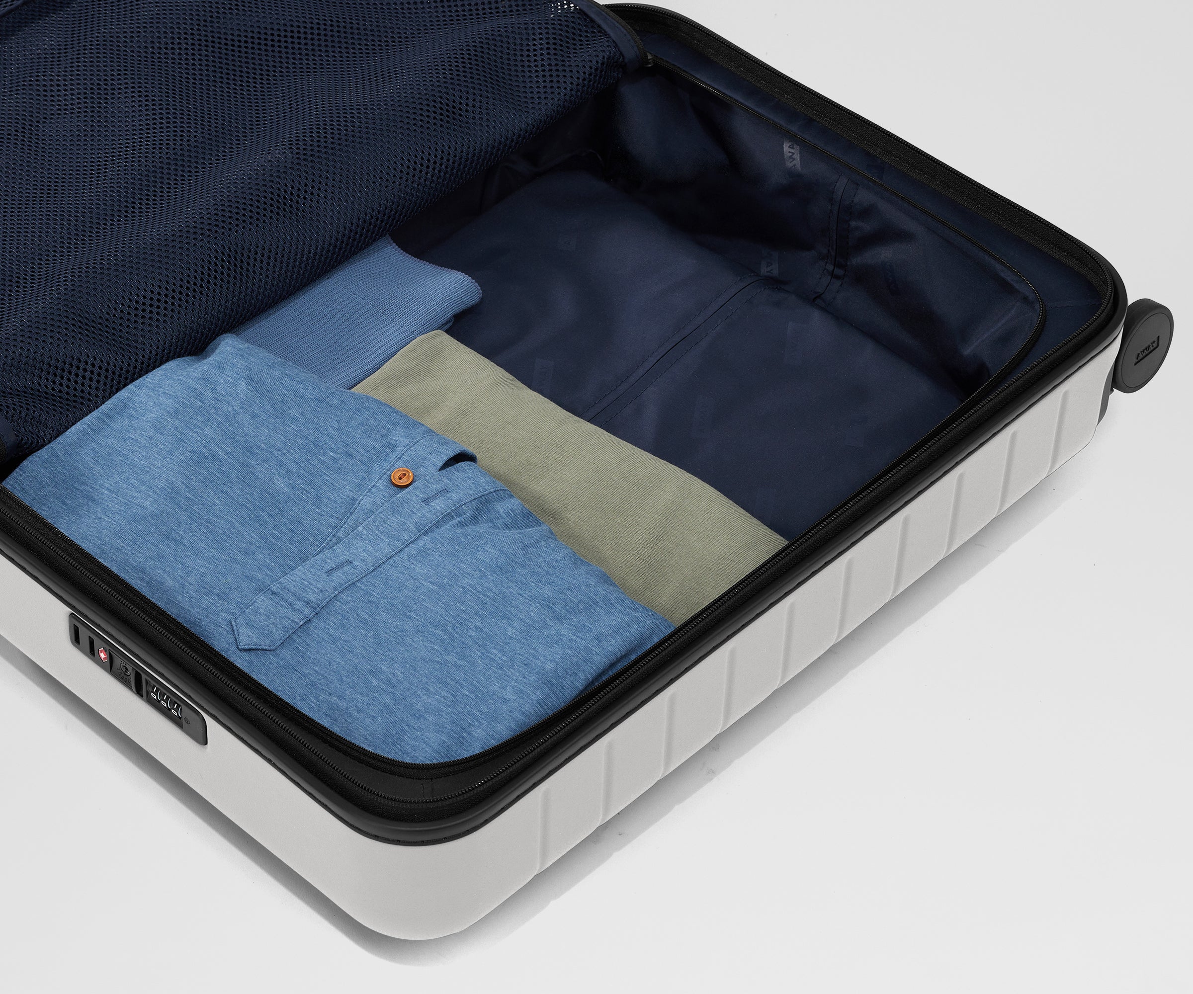 The Executive Carry-On in Cloud Gray