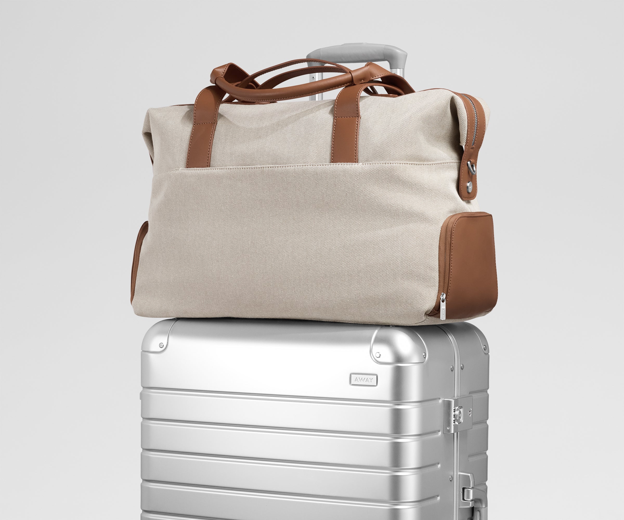 Canvas Overnight Bag in Saddle Brown