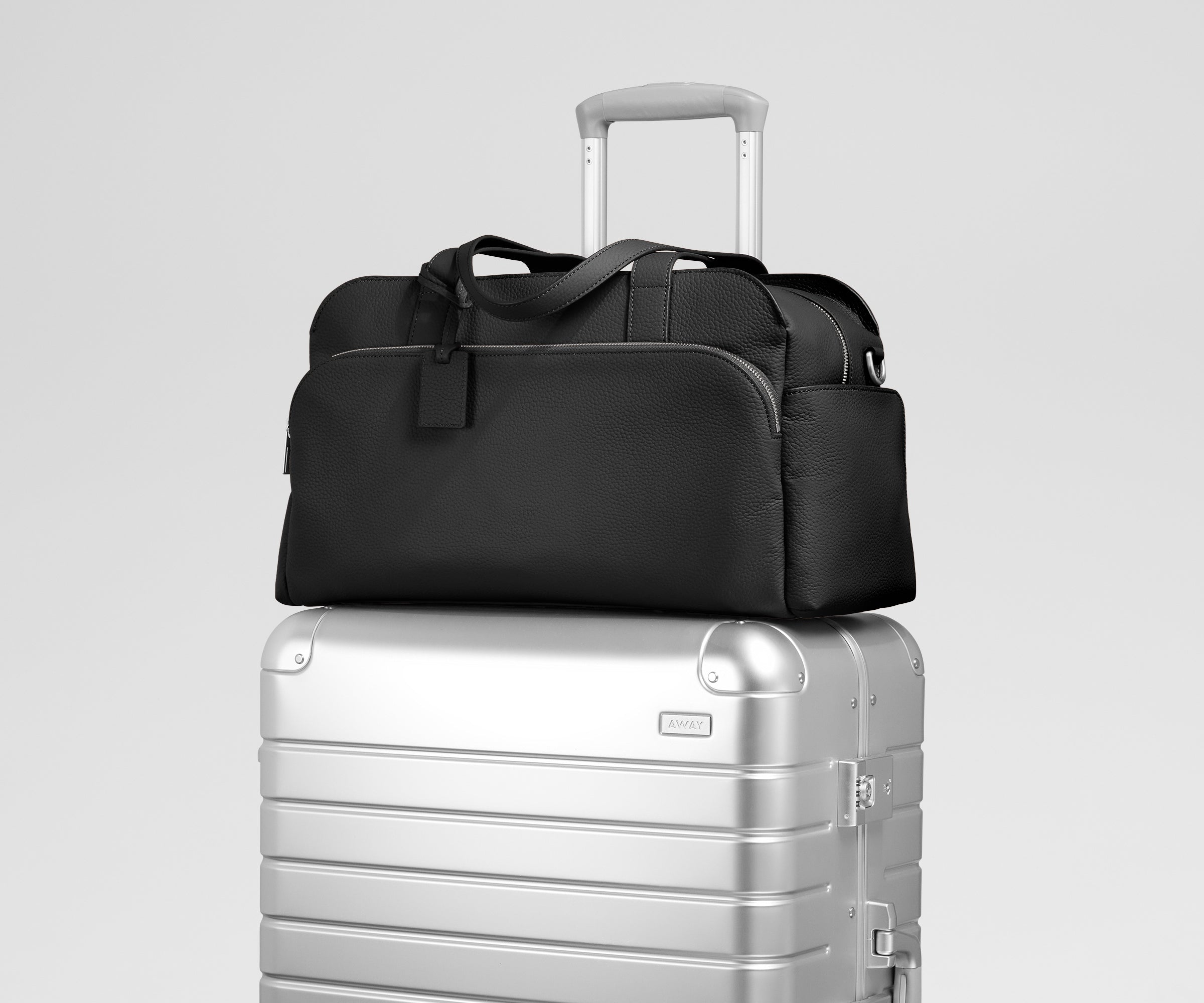 Leather Duffle in Jet Black