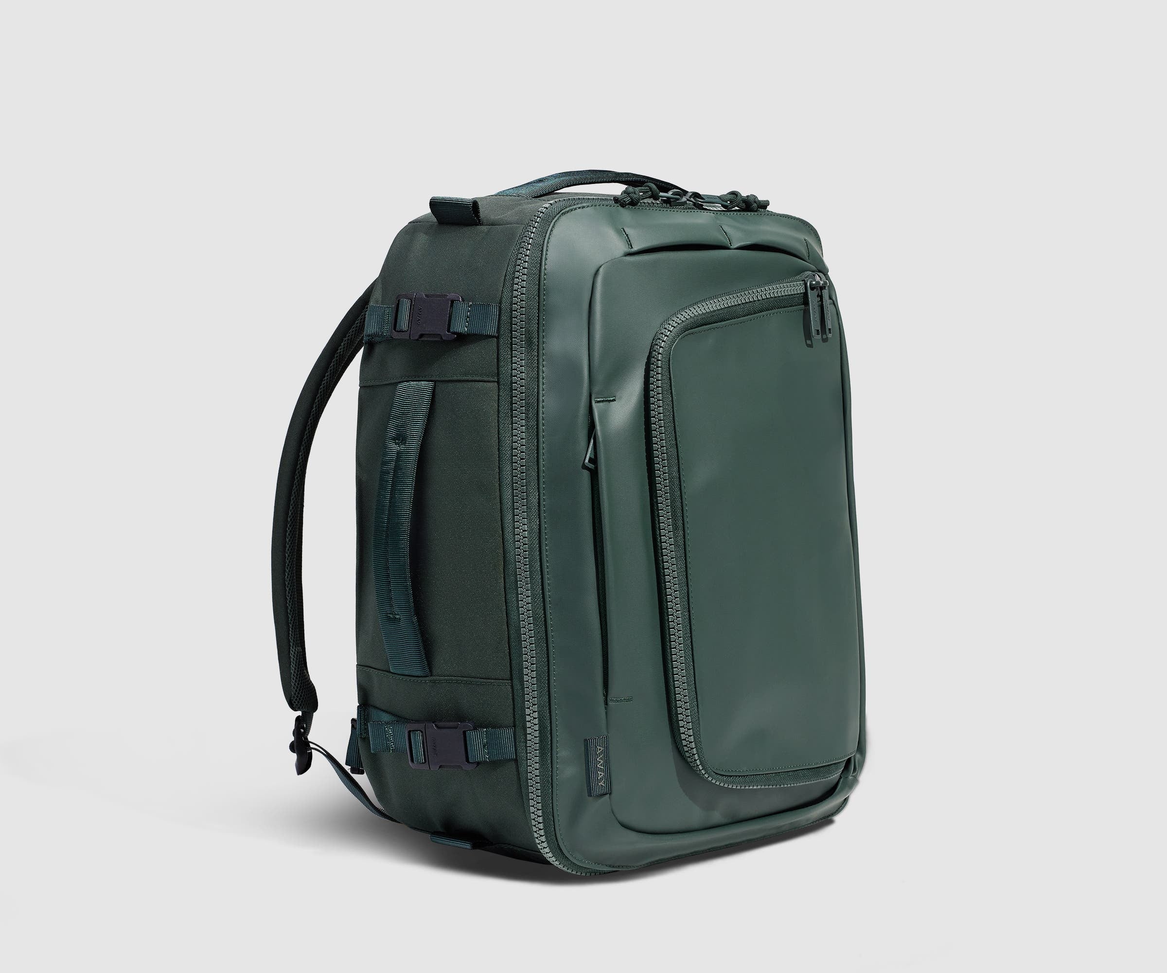 The Outdoor Convertible Backpack 25L | Forest Green
