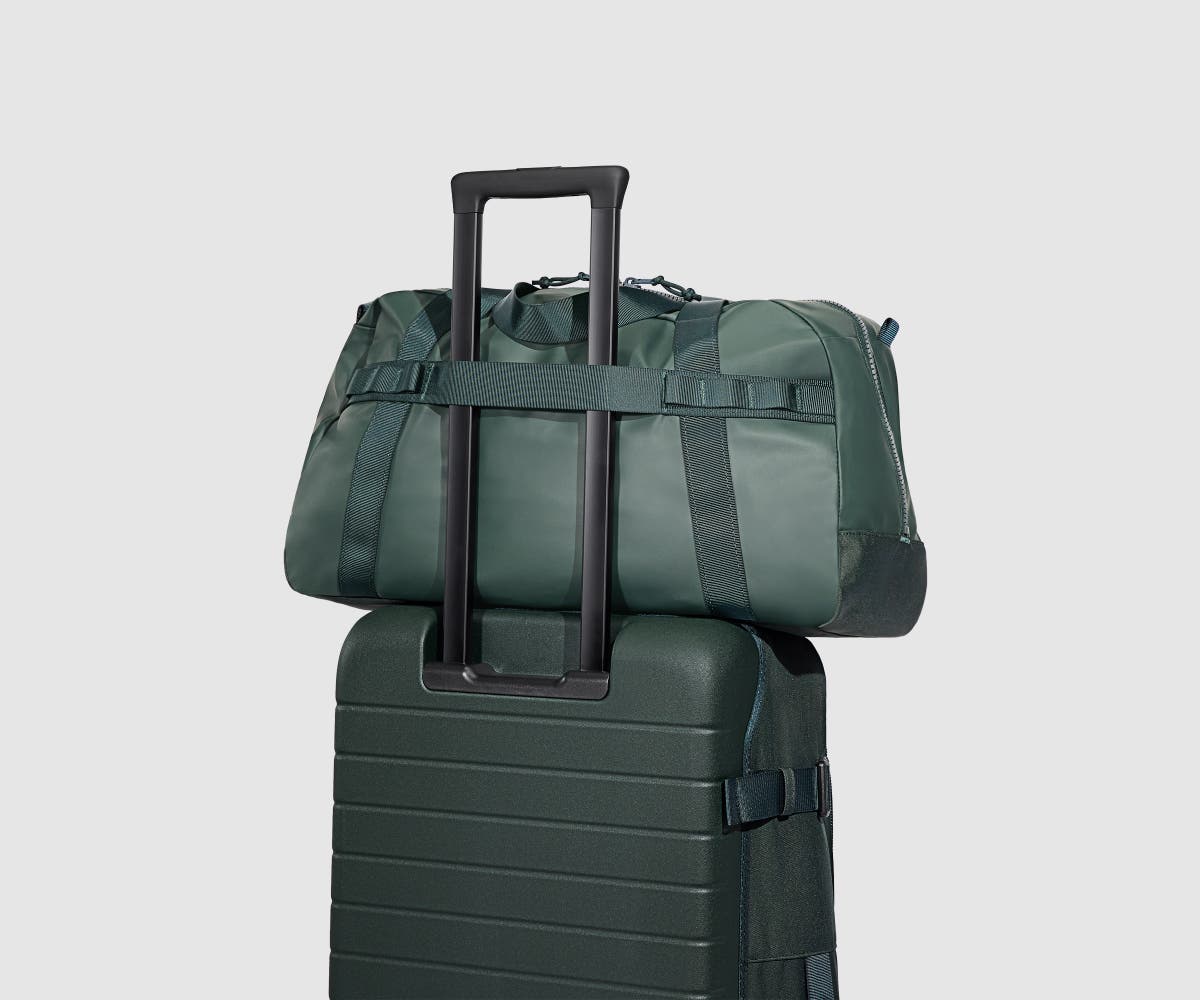 Active Duffle 40L in Forest Green