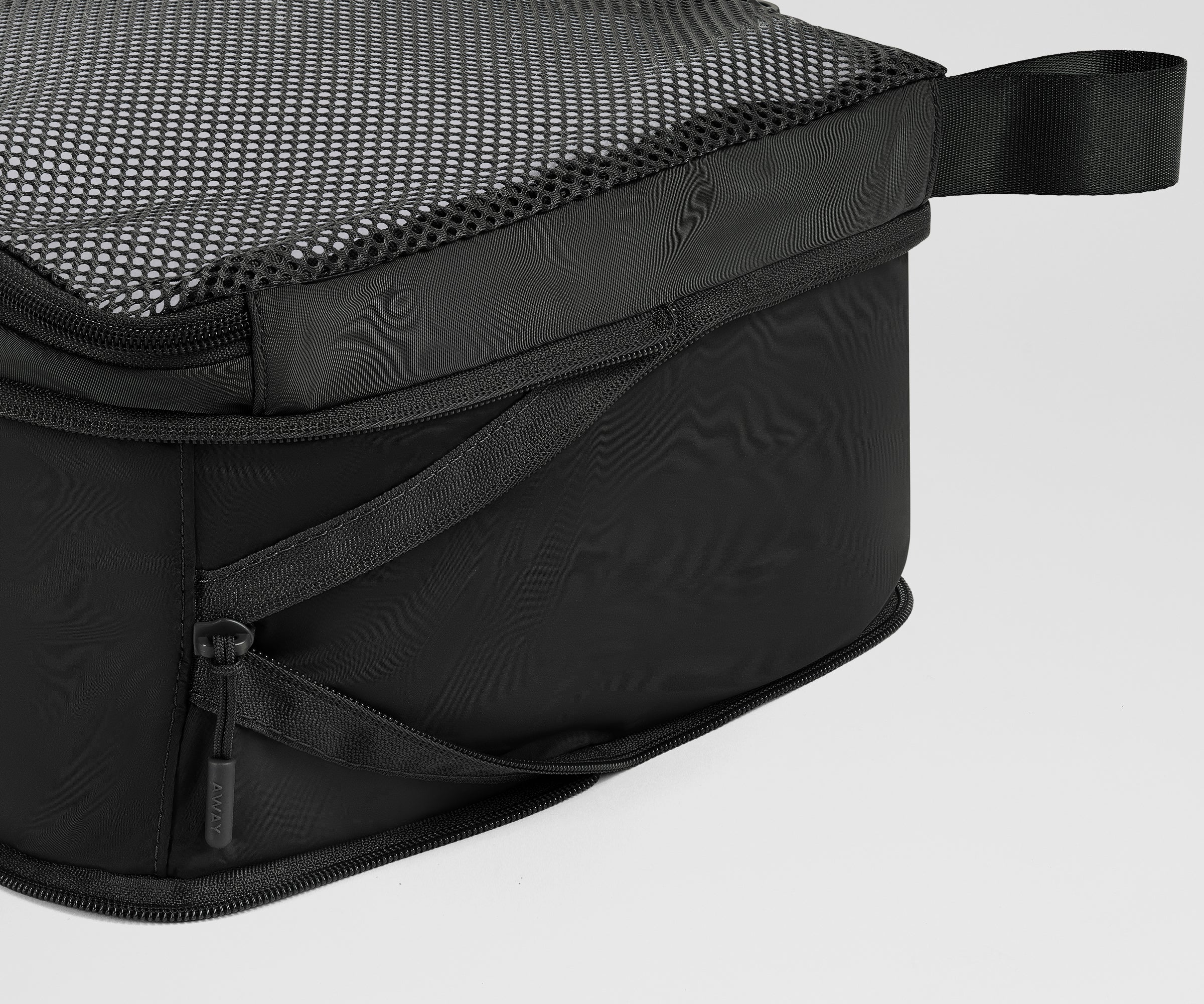 Compression Packing Cubes in Jet Black