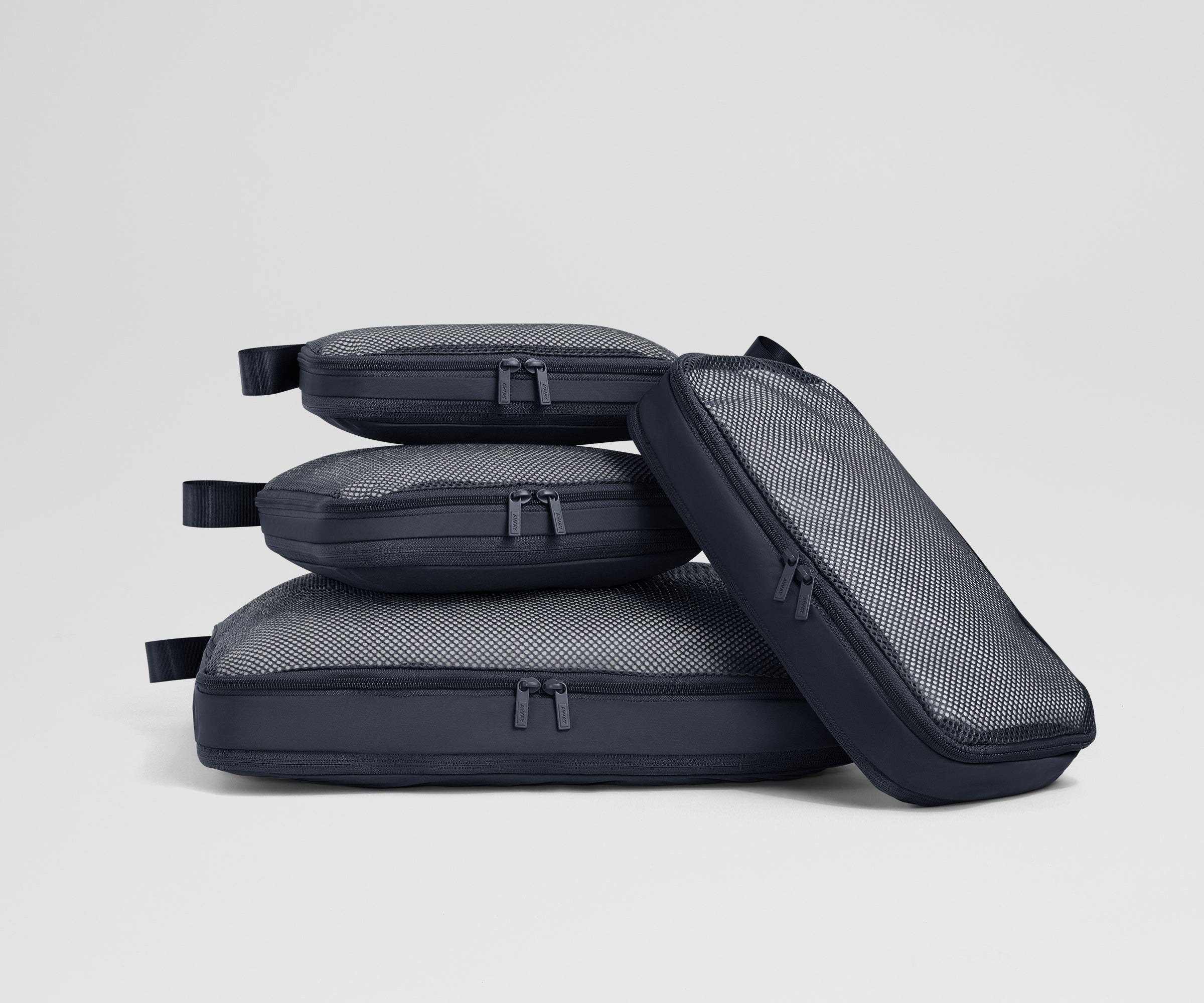 Compression Packing Cubes in Navy Blue