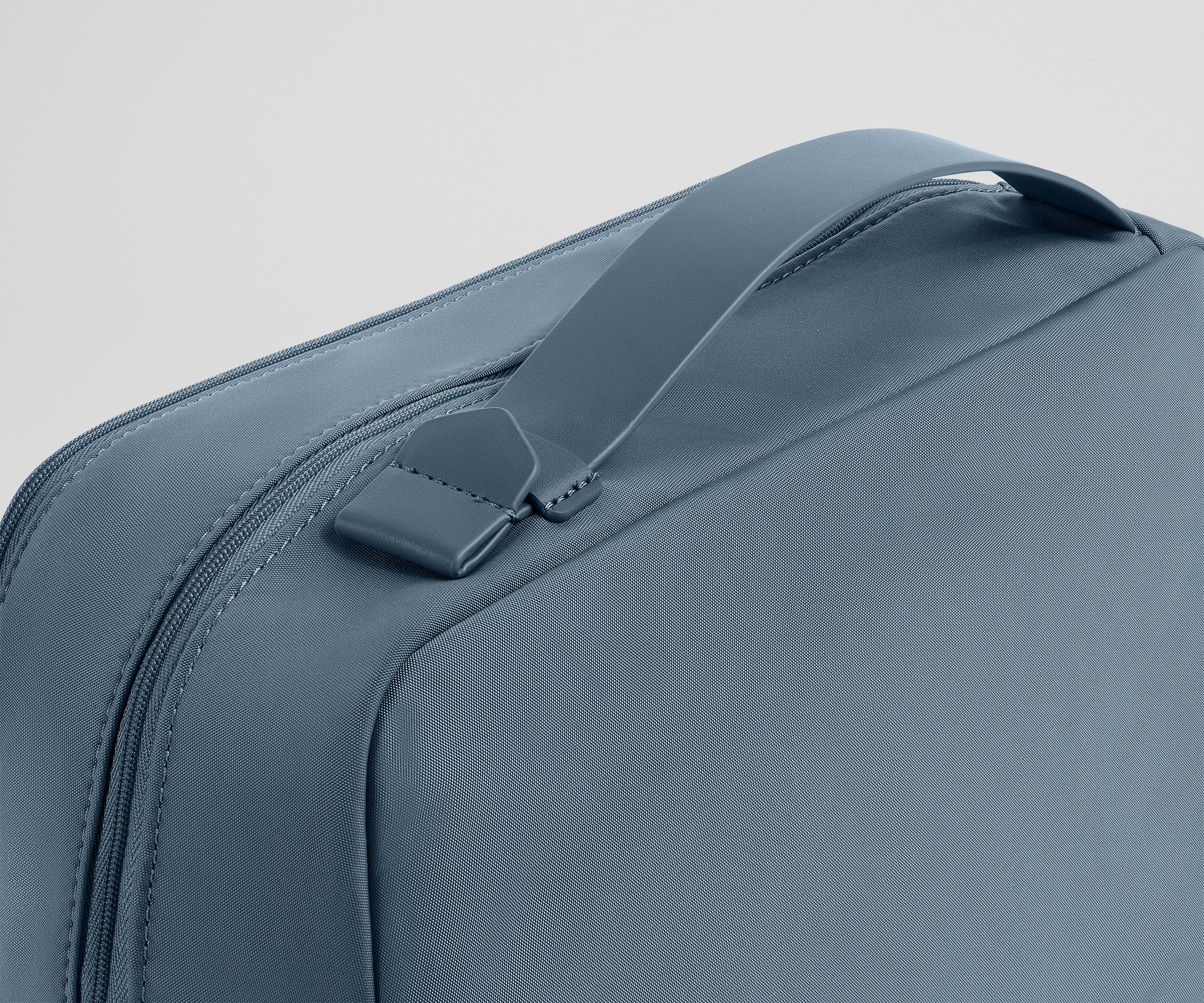 Extra Large Toiletry Bag in Coast Blue